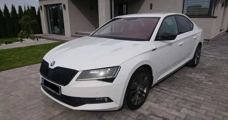 skoda superb łobez Skoda Superb cena 87000 przebieg: 222000, rok produkcji 2016 z Łobez